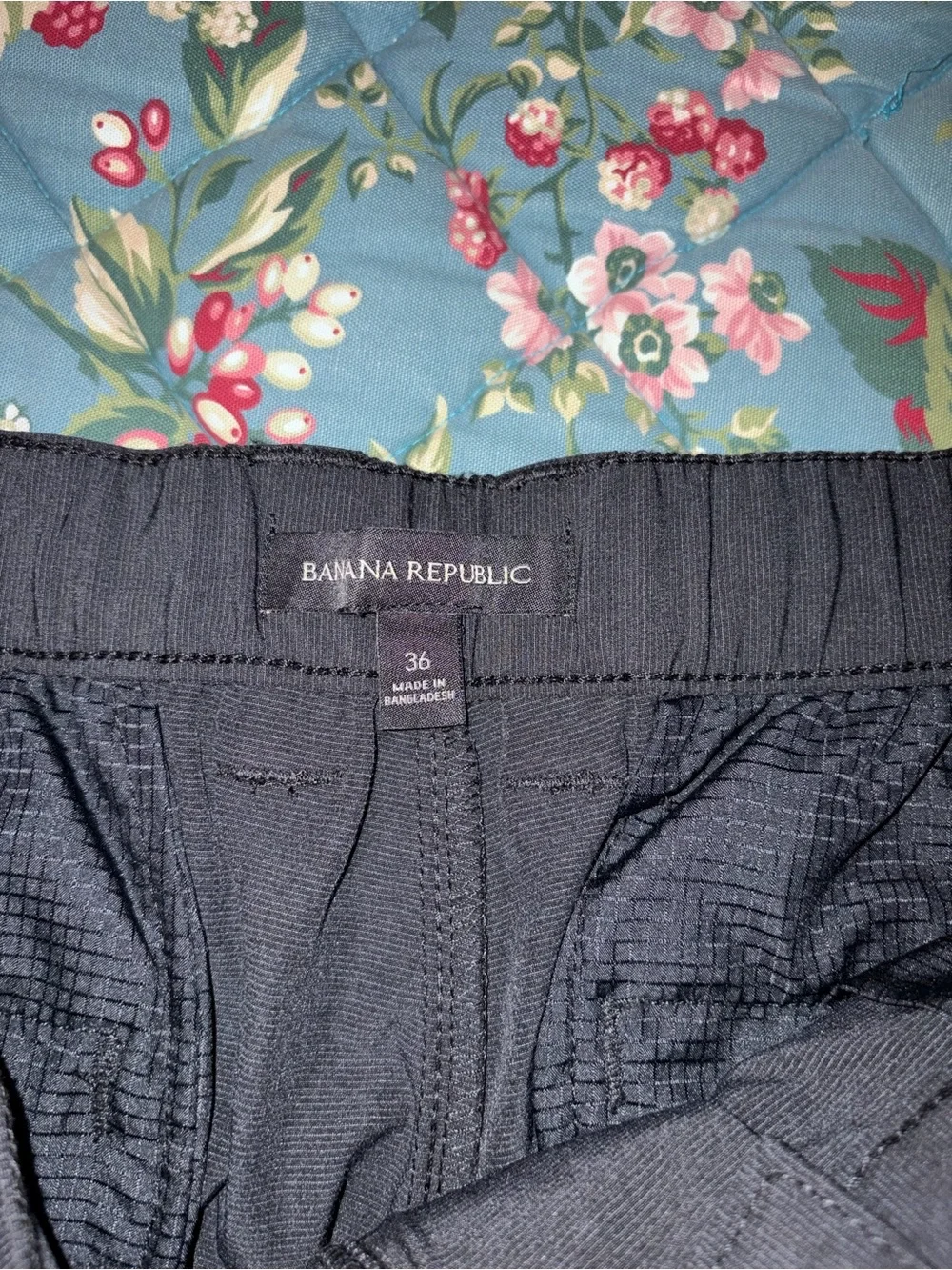 Banana Republic Men’s Elastic Waistband Flat Front Short Black Size 36